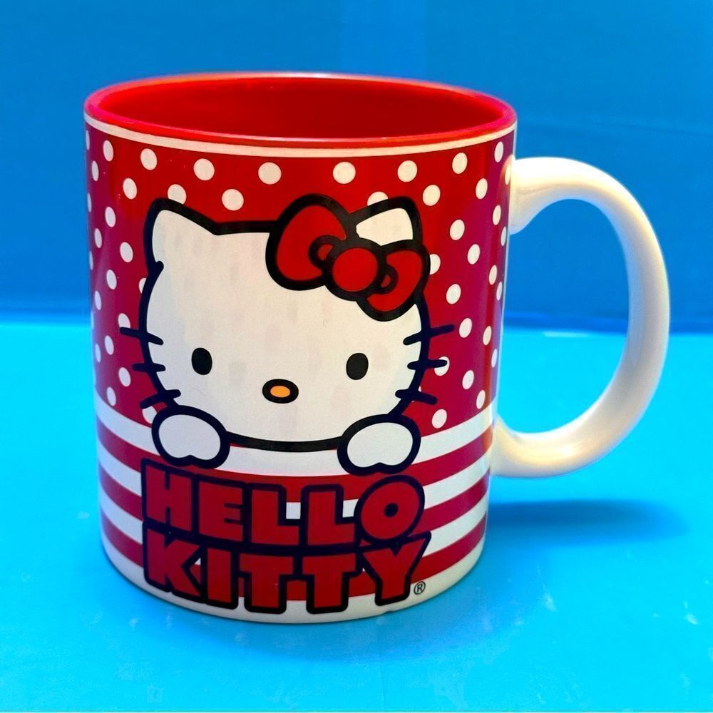 Hello Kitty ceramic coffee Mug 20 onz